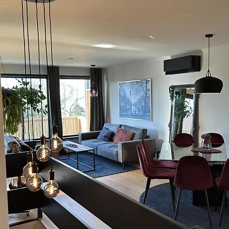 Villa Newly Renovated Centrum House With Large Balcony *